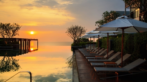 芭堤雅頂級享受Pool Villa 坐擁無邊際泳池歎日落海景