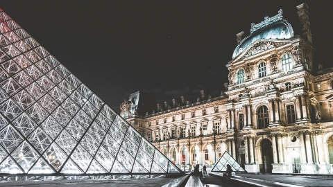 法國周二起全國「封城」至少15日 總統馬克龍：我們正處於作戰狀態