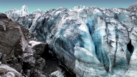 香港情侶遊紐西蘭無視隔離令睇冰川 直升機師發現即駛去報警