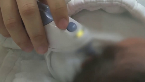 韓國最年幼確診者僅靠母乳治癒 病毒量曾比母親高100倍！