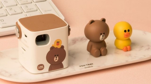 在家打造私人影院！ 韓國LINE FRIENDS熊大迷你投影機