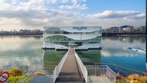 韓國首間漂浮Starbucks即將開幕 180度欣賞漢江美景！