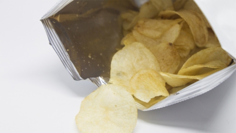 薯片受潮唔脆點算好？ 日本節目教簡單一步令薯片還原香脆