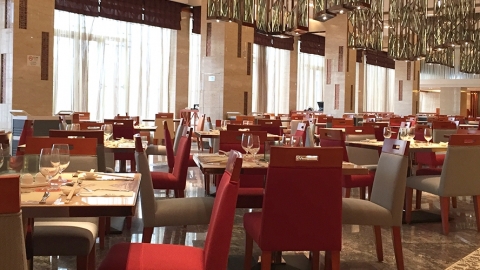 澳門回力酒店抵食海鮮自助晚餐優惠 4人同行1人免費！$298任食海鮮日式刺身