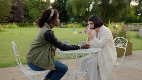 Netflix必看燒腦劇《Behind Her Eyes》(三人要守密，兩人得死去)