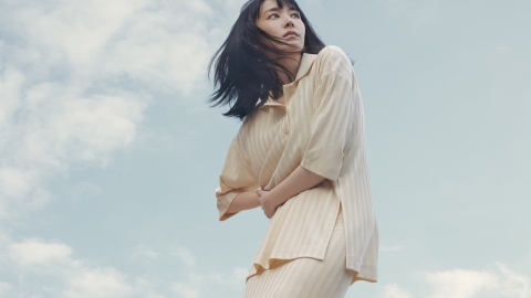 新垣結衣擔任日本H&M最新代言人 示範大地色春夏穿搭