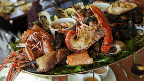 網民買龍蝦到食店代煮被調包 海鮮店老闆教路一招輕易踢爆！（APP限定）