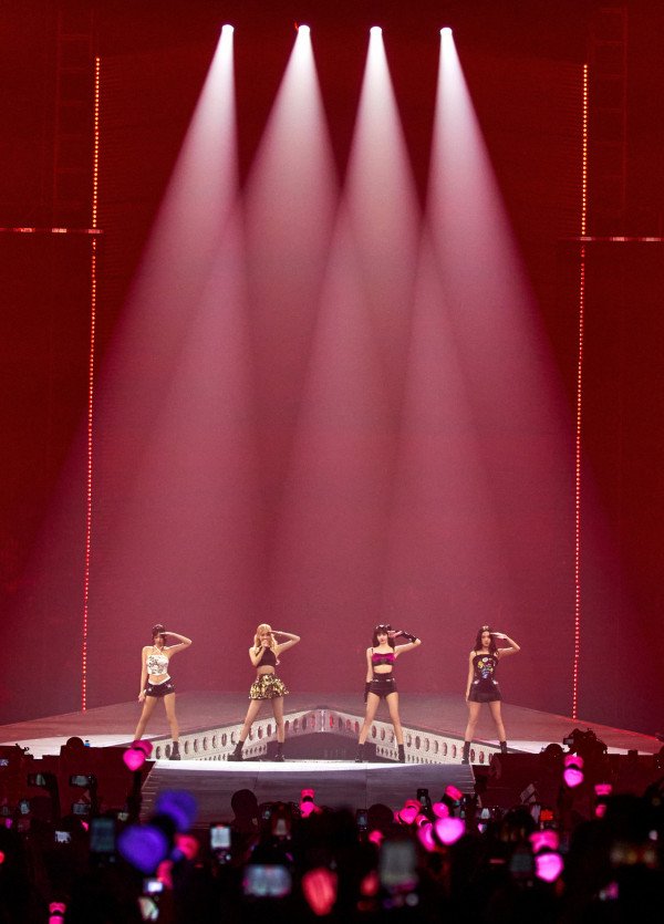 test｜BLACKPINK香港演唱會2023亞博開鑼 一連兩晚high爆全場 