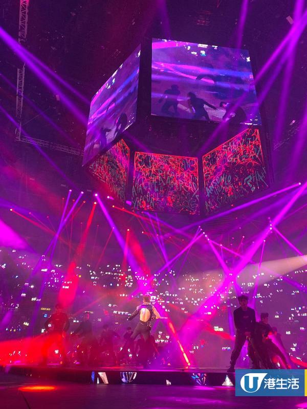 Test UT Related Album />100 Images 