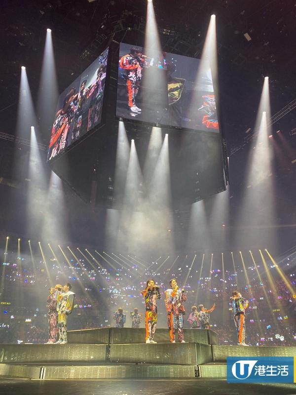 Test UT Related Album />100 Images 