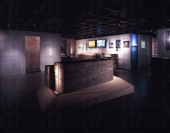 東京安藤忠雄作品展 追溯建築大師原點