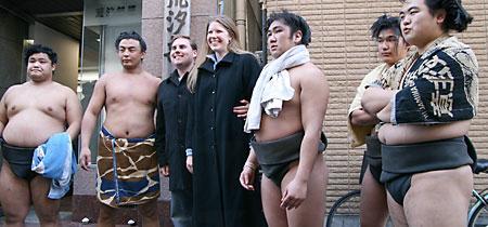 體驗相撲生活 與相撲手同場較勁
