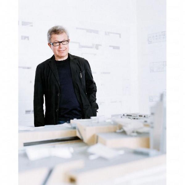 星級建築師 Daniel Libeskind 。 瑞士伯恩The Westside 星級建築