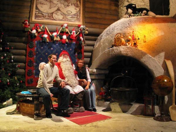 網上創意設計聖誕咭 贏芬蘭機票