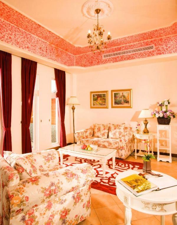 102 總統Villa 送1萬台幣「出差費」