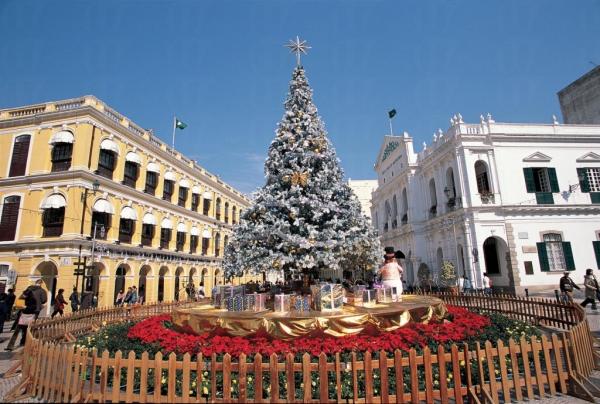 相片來源: 澳門旅遊局 澳門聖誕音樂會 除夕睇煙花