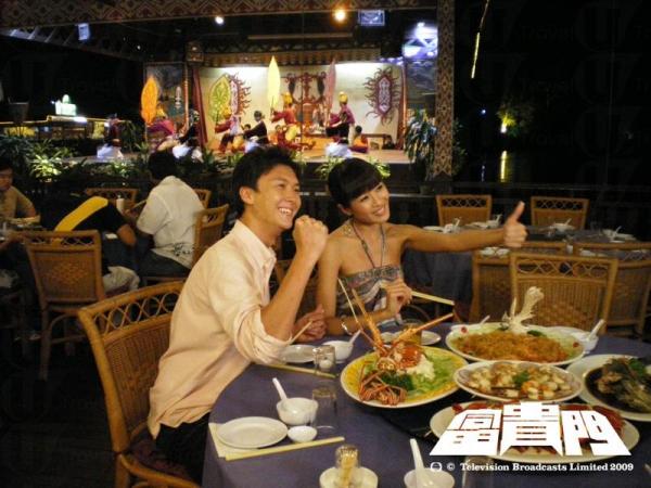 團友有機會跟劇中演員一樣,在漁村水上海鮮餐廳品嘗海鮮大餐。 富貴門沙巴之旅 遊劇集拍攝地