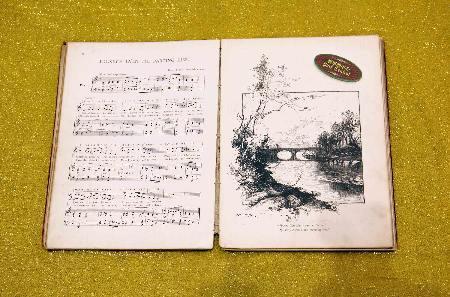 百年樂譜難得一見 將軍澳中心 格仔部屋風笛聲飄揚