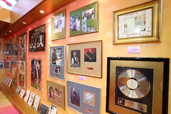 屯門巿廣場 披頭四陪你過聖誕