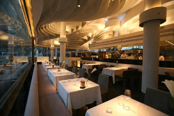 意大利餐廳 Domani 新推周末半自助餐