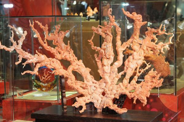 全世界最大的珊瑚雕件 世貿中心 逾億元稀世珊瑚曝光