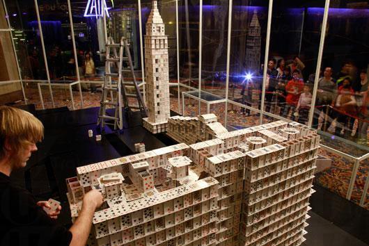 啤牌威尼斯人 破世界砌牌紀錄