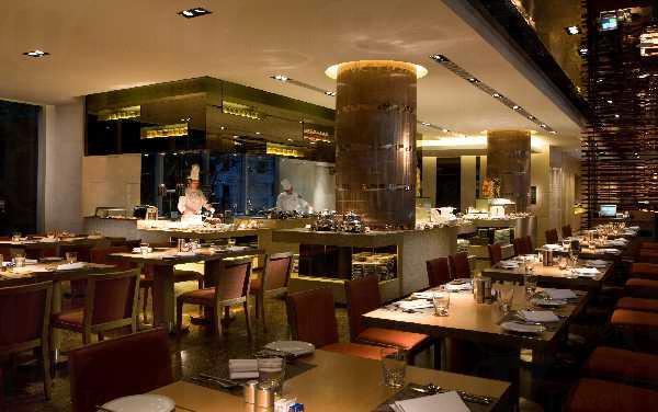 三文魚自助餐 嘆盡 4 國頂級美食