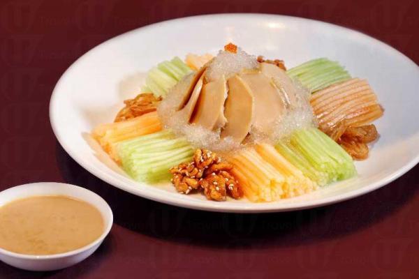 七彩燕窩鮑魚撈起 國金軒佳餚年糕 星級滋味迎新春