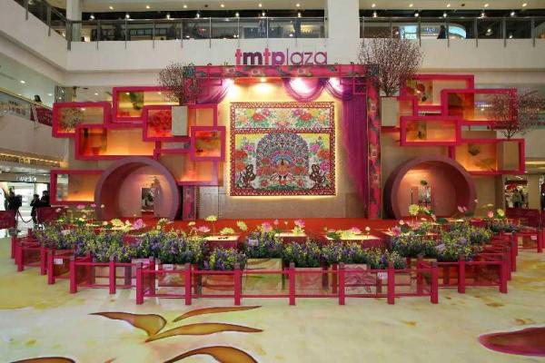 全世界最大剪紙孔雀 登陸屯門市廣場