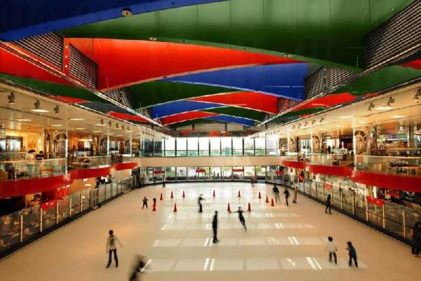 冰上生日派對 溜冰狂歡嘆 Pizza