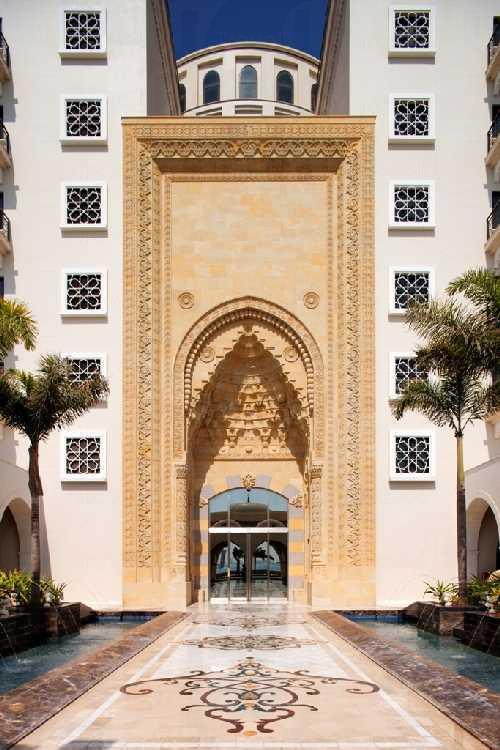 住杜拜酒店 送水上樂園門票