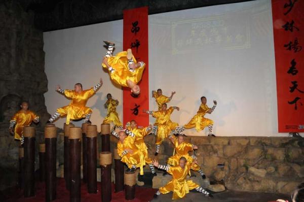 暑假到昂坪 360 欣賞少林武術兼學七星拳