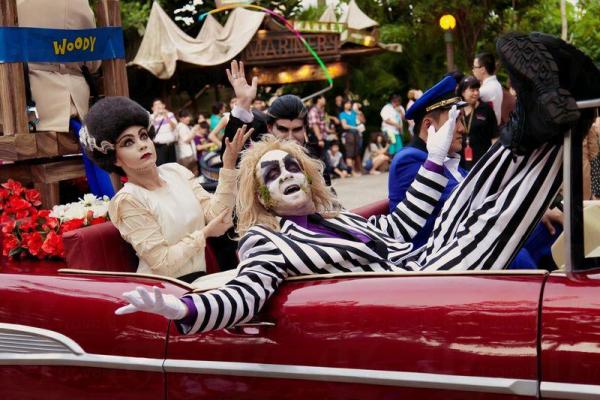 新加坡環球影城 經典角色晒冷花車巡遊