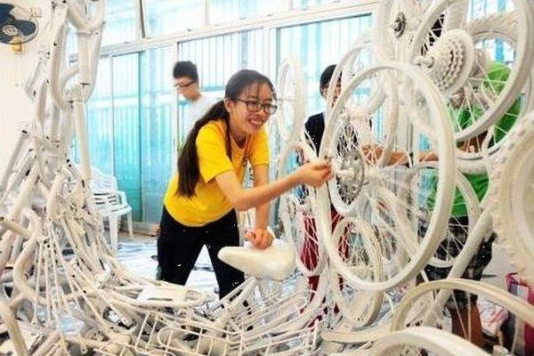 「單車遊圍記」展覽 展出 300 青年單車藝術品
