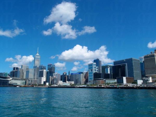 坐傳統帆船張保仔號 45 分鐘暢遊維港