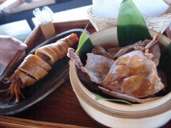 坐傳統帆船張保仔號 45 分鐘暢遊維港