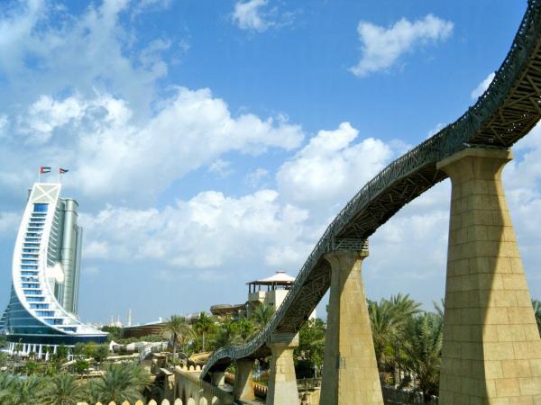 翻新後的Jumeirah Sceirah滑水梯為一眾玩家帶來驚喜! 杜拜 全球最快滑水梯