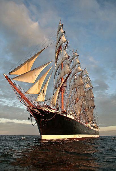 世界最大古帆船 2月22日首抵港