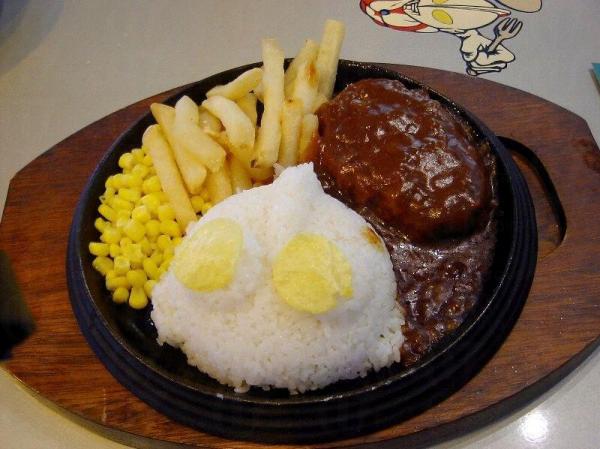 超人被擊倒了！ 主題公園玩到9月