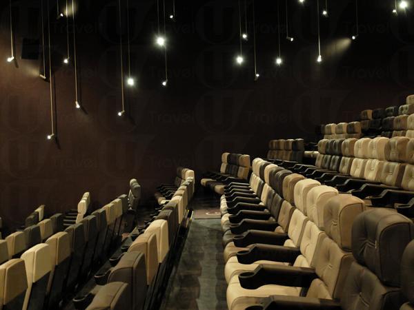 時代廣場新UA 11.21開幕