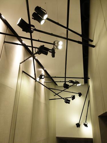 時代廣場新UA 11.21開幕