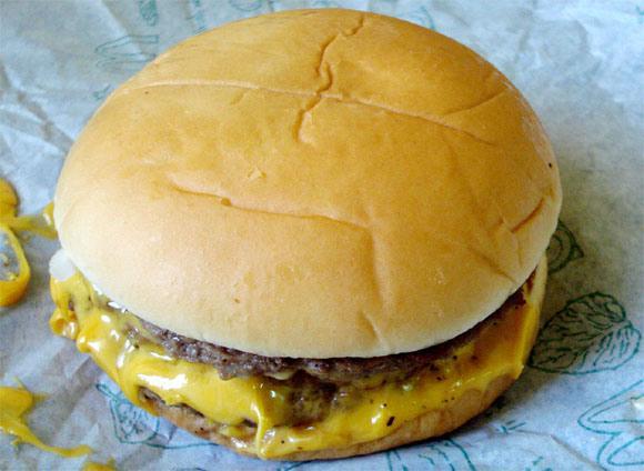 Triple Cheese Burger (泰國) 世界十大 特色麥當勞漢堡包