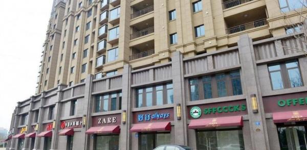 內地「山寨商店街」 整條街牌子名全錯!