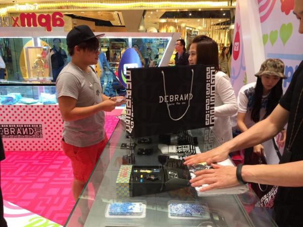 吳克羣自家品牌DEBRAND apm設pop up