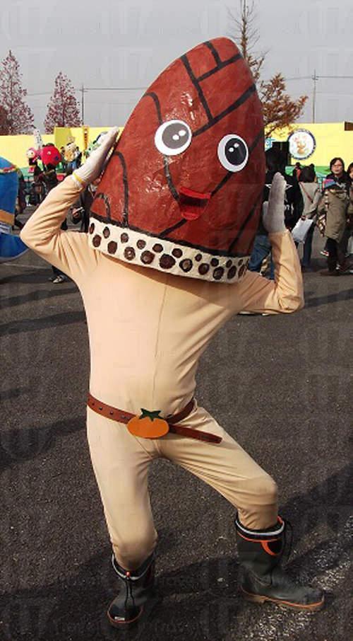 竹筍人 - 和歌山全身「裸體」 竹筍人 - 和歌山全身「裸體」