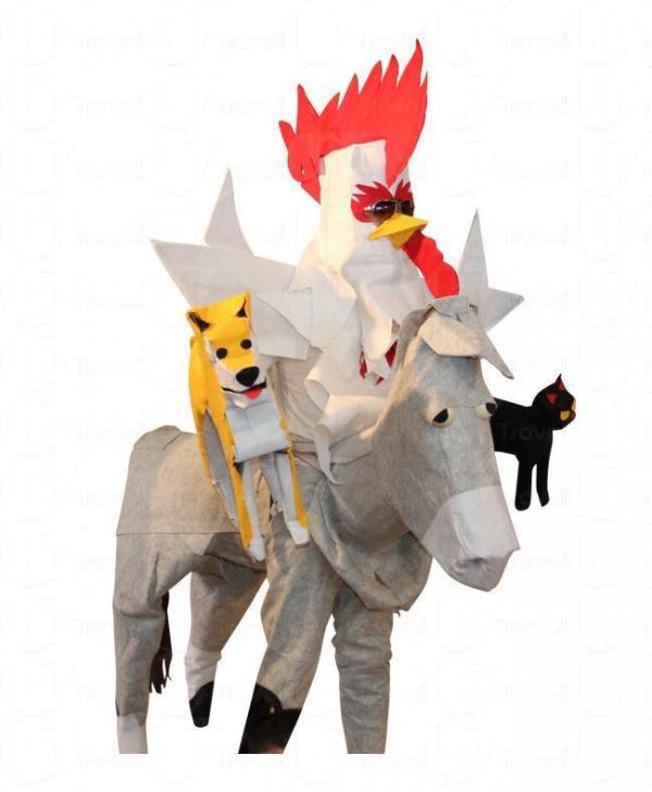 集驢、雞、狗、貓於一身的不萊梅。 集驢、雞、狗、貓於一身的不萊梅。