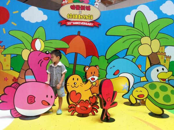 展場有可愛的動物裝置，拍照時大家也要學習愛護動物的重要性。