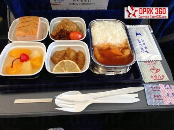 飛機餐相當豐富，賣相及味道不錯。