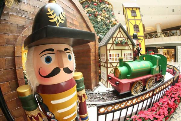 圓方聖誕火車主題佈置 (來源: ELEMENTS圓方Facebook專頁)