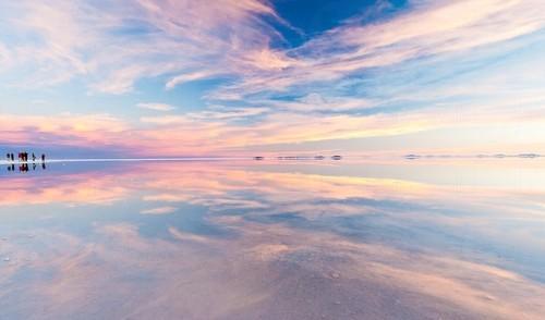 玻利維亞的烏尤尼鹽沼的「天空之境」，美得叫人窒息。